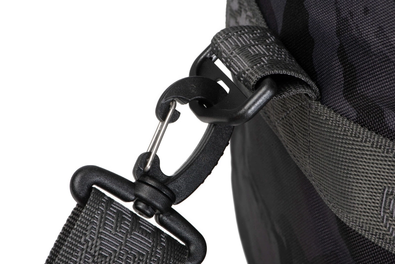 Fox Rage Voyager Camo Holdall - Medium – Image 6